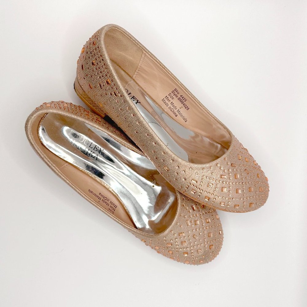 Badgley Mischka Kids Helena Ballet Flat - Size 2